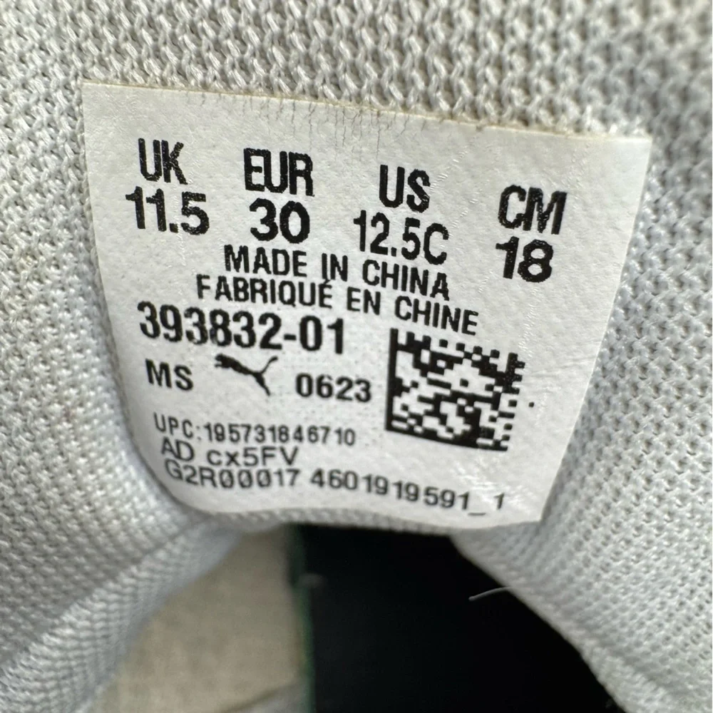 Puma Kids Black and White High-Top Rebound V6 sneakers size 11.5